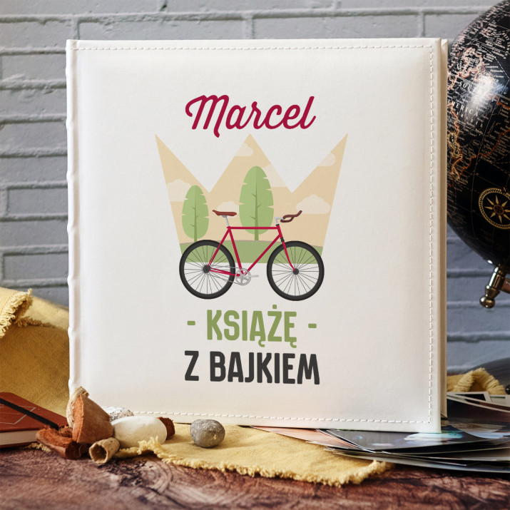 Książę z bajkiem - Personalizowany Album na zdjęcia